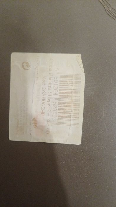 Cama de cao de plástico 68.5cm