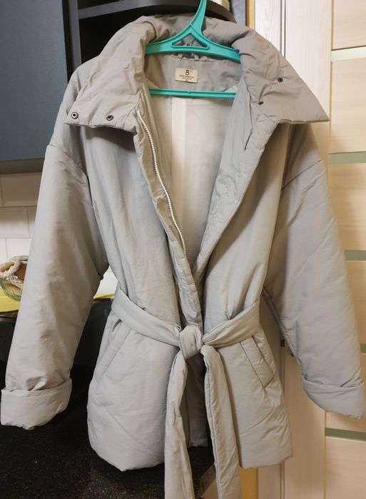 Жіноча осіння куртка