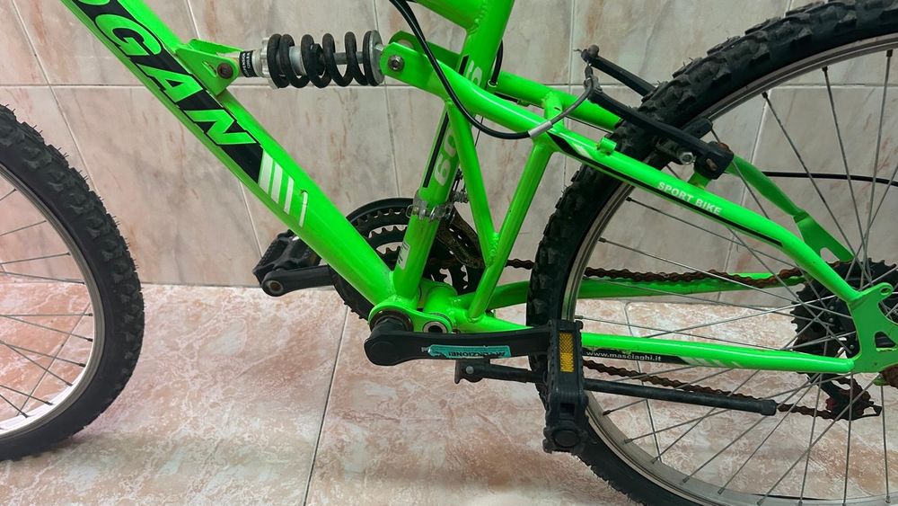 Bicicleta BTT usada