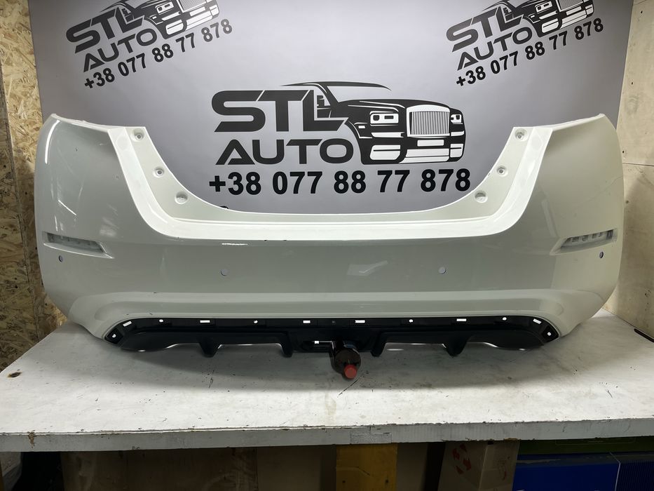 Задній бампер Nissan Leaf ll