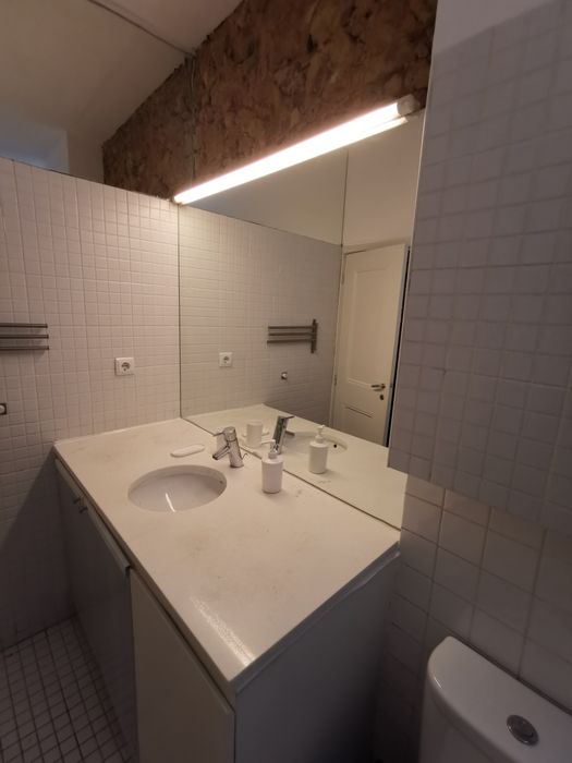 Apartamento Alcântara, T1 - Arrenda-se