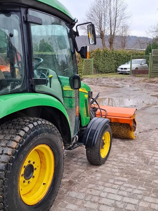 John Deere 3720  ciągnik rolniczy / traktor 2011r.