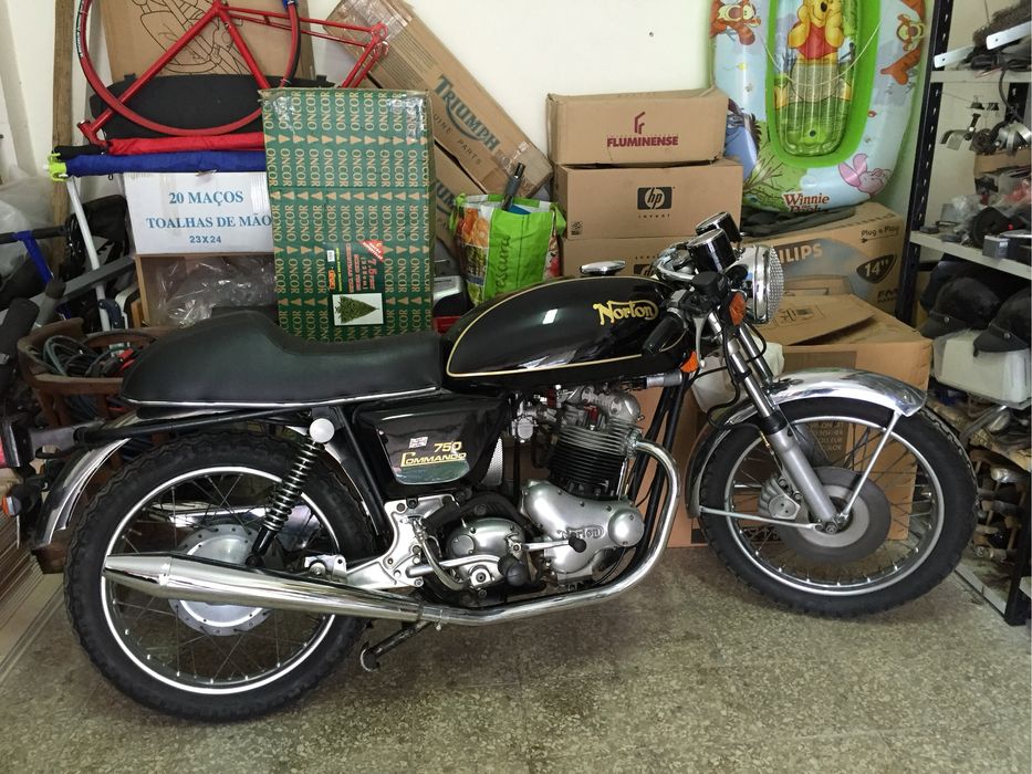 Norton Commando 750 Interstate