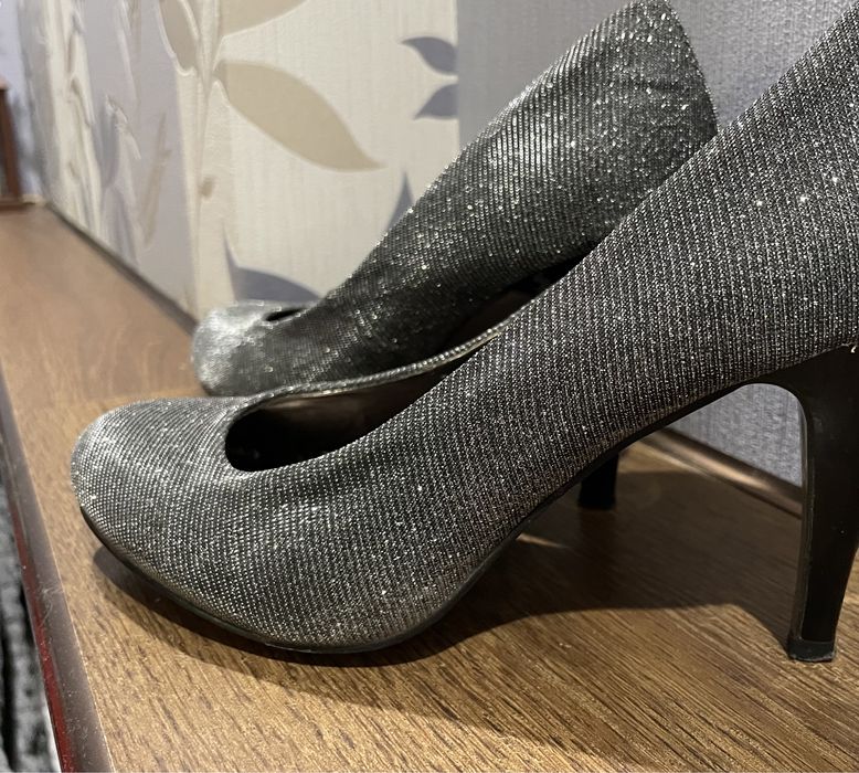 Туфли.Серебро.р.38