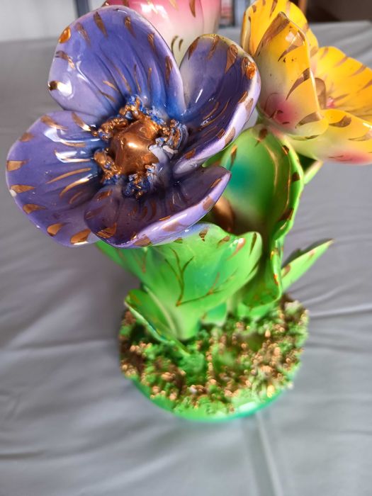 Centro de mesa em porcelana pintada à mão com fio de ouro ELPA anos 50