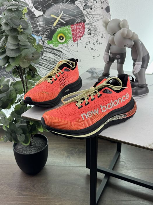 Кросівки New Balance Fuelcell 44 розмір Е14492