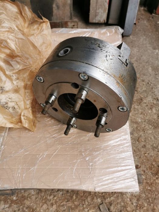 Uchwyt samocentrujacy fi 250