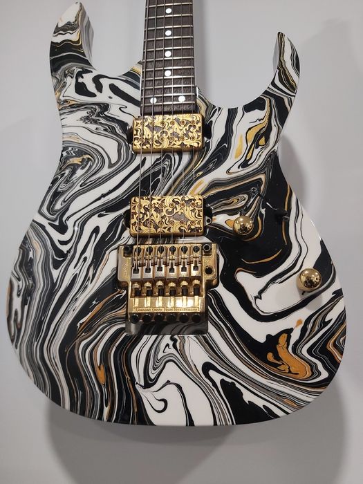 Guitarra Ibanez  Swirl+Utopia+Case