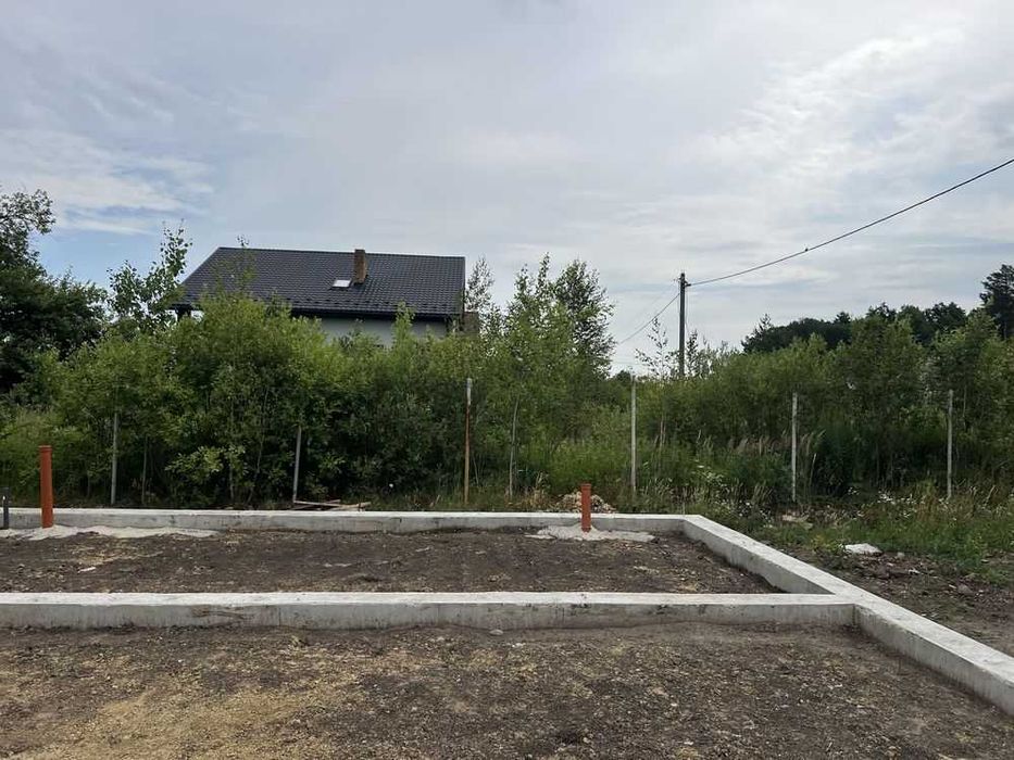 Продаж земельної ділянки 11,2 сотки Зубра