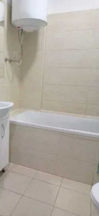 Продаж 1-к квартири 32 м²