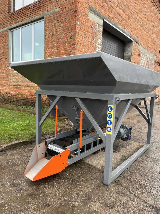 Бункер, силос, бункер-питатель, конвеер, транспортер, зерна, цемента