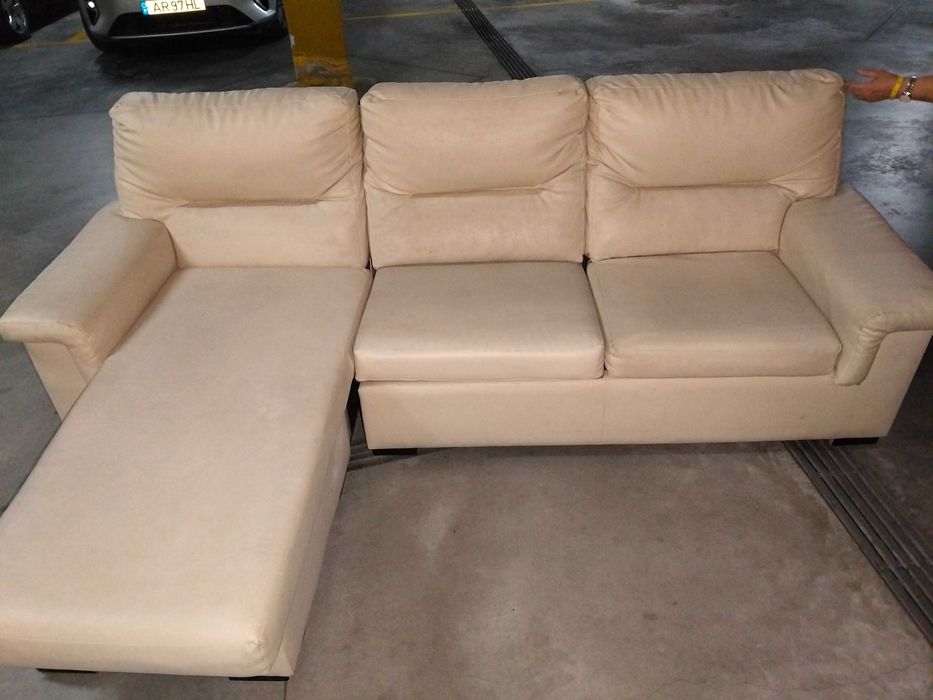 Sofá 3 lugares com chaise longue