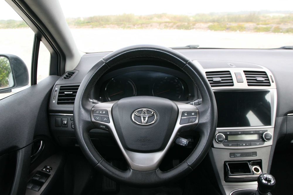 Toyota Avensis 2.0 D-4D Sol