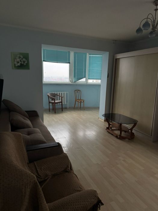 Ак. Корольова 2 кімн кв с газом, р-к Південний