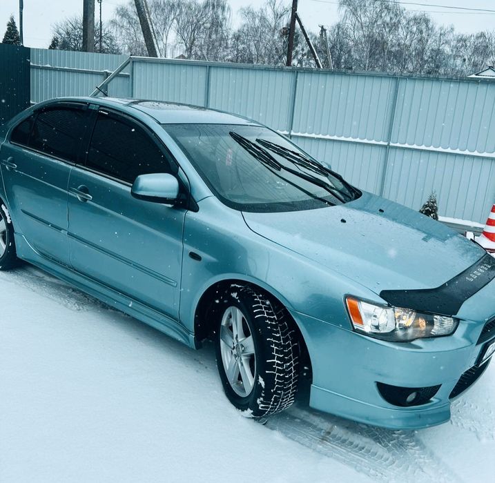 Mitsubishi lancer EX (GLS)
