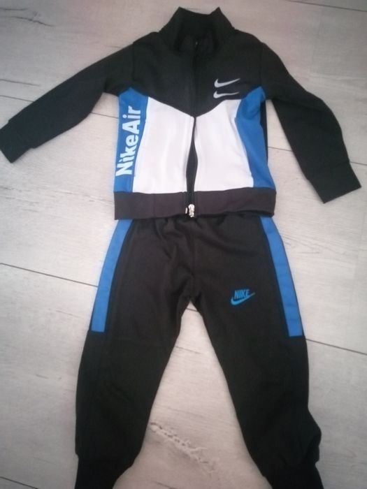 Dres dziecięcy  rozmiar 98