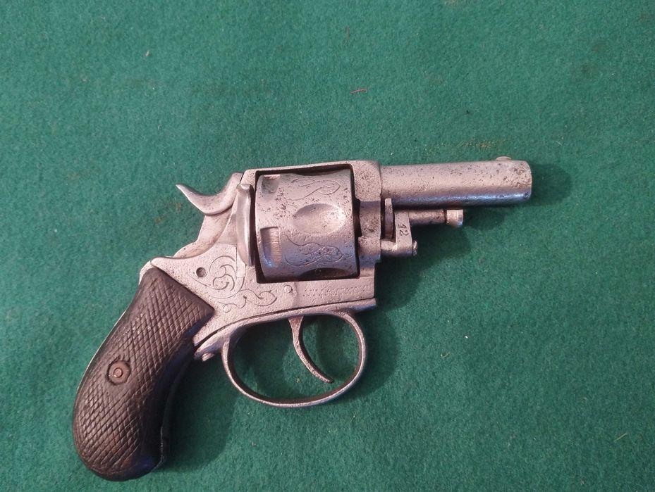 Revolver Buldog circa 1890