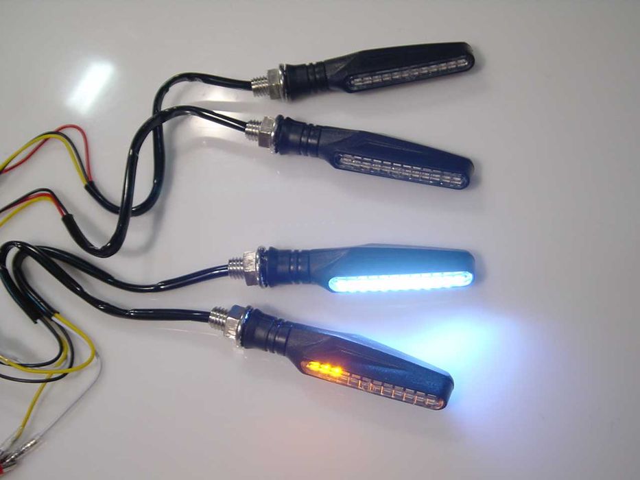 Piscas LED com DRL e Stop para mota