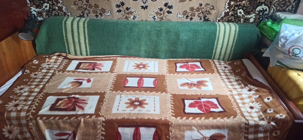 Продам меблів кровать,шафа