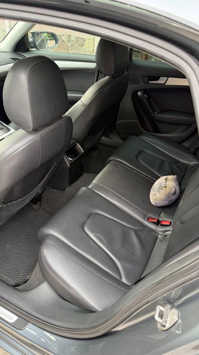Audi A4 2013 VIN WAUBFAFL7DN043089 фото оголошення 6 з 6
