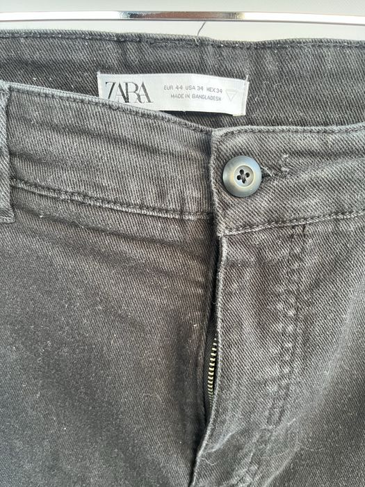 Calças Escuras Skinny Fit Zara