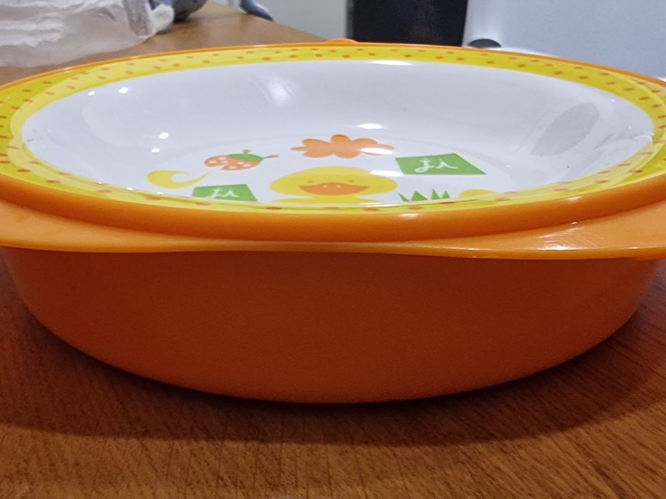 Prato de comida para bebé