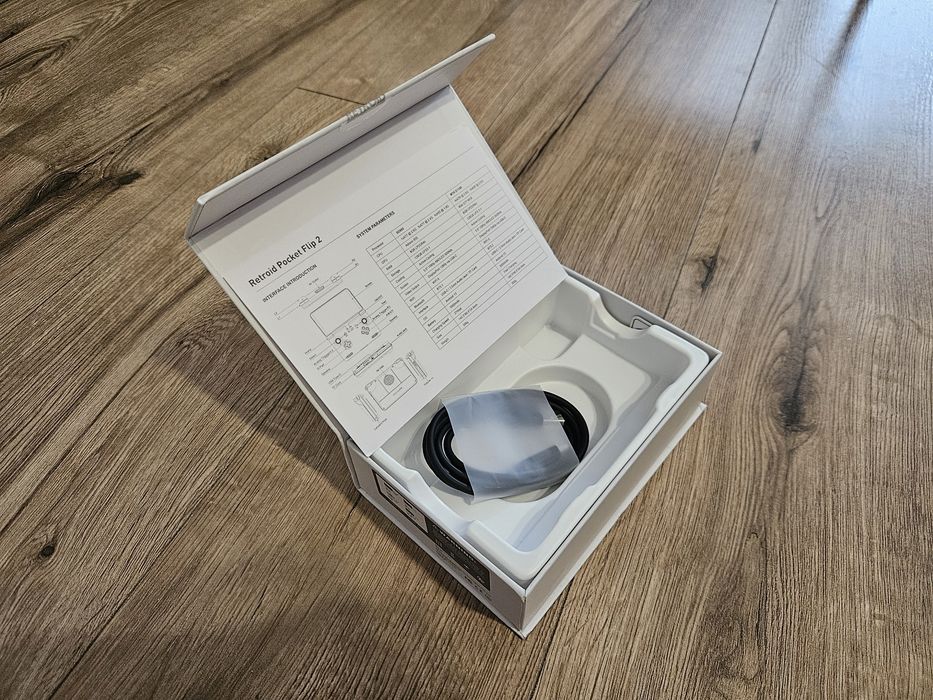 Retroid pocket flip 2 black