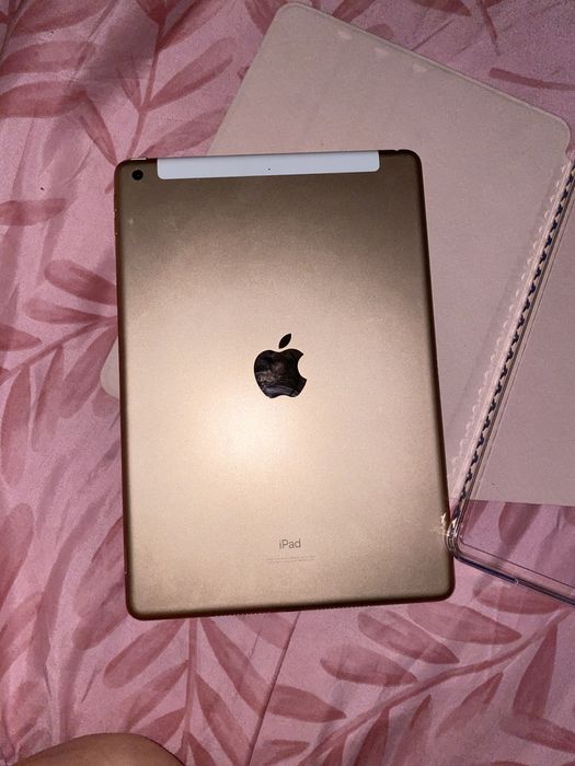 iPad 10.2 Wi-Fi + Mobile Phone Golden64409145601283124