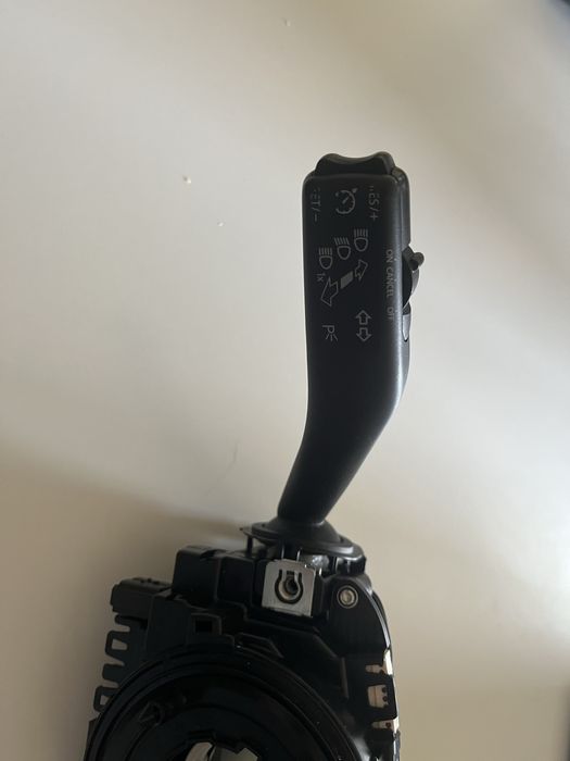 Підрульовий перемикач passat