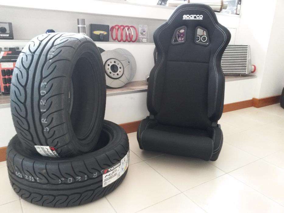 Bancos Sparco R100 Reclinável Pele Nissan Patrol Y60 Y61 Wrangler Jeep