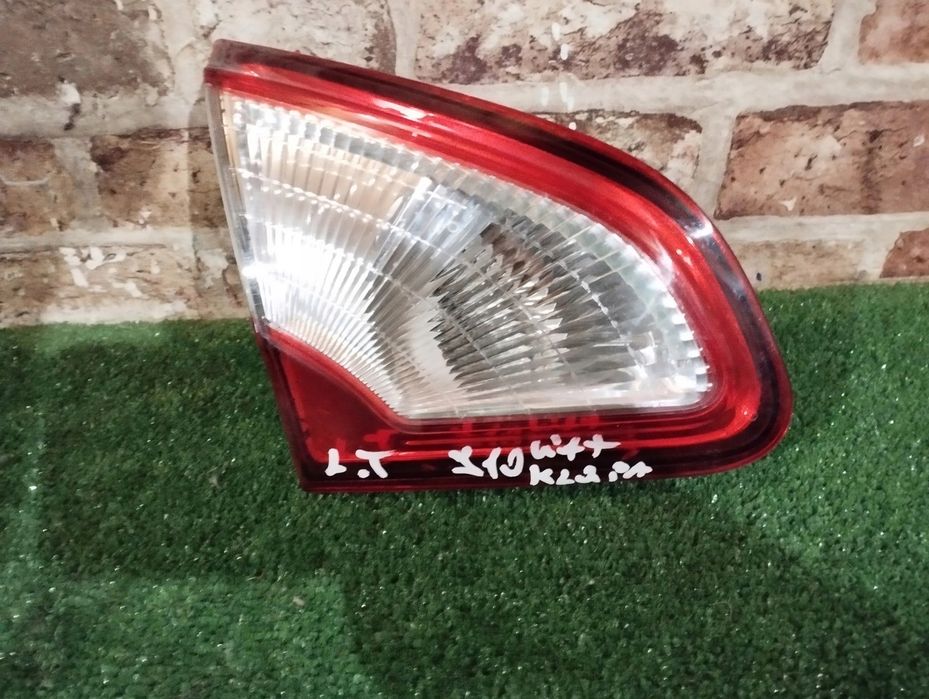 Lampa tył Lewa Klapa w klapę 895-.03189 Nissan Qashqai J10 Lift