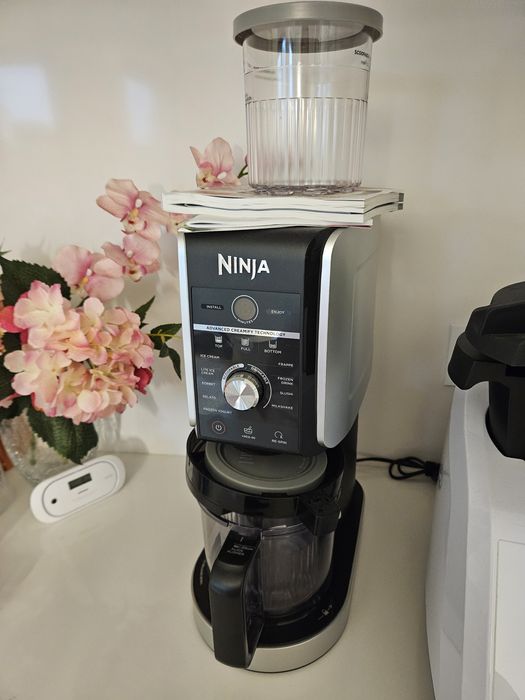 Ninja Creami Deluxe Máquina de gelados