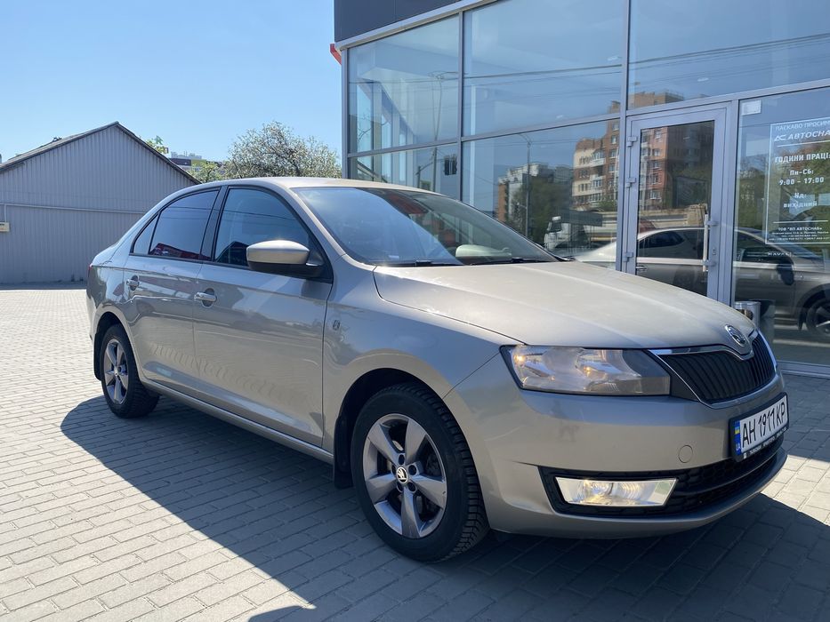 Skoda Rapid офіційна