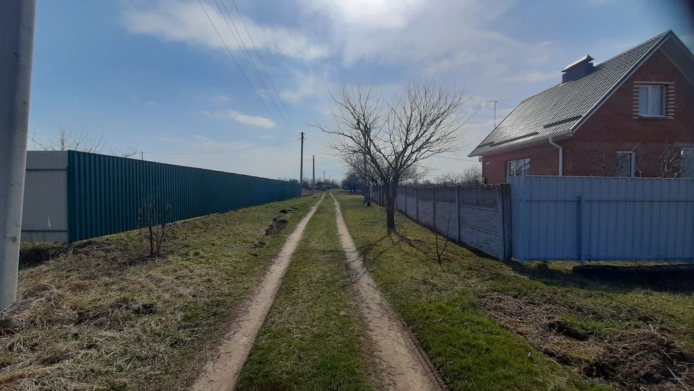 Продам ділянку 15с.під забудову,с.Мачухи