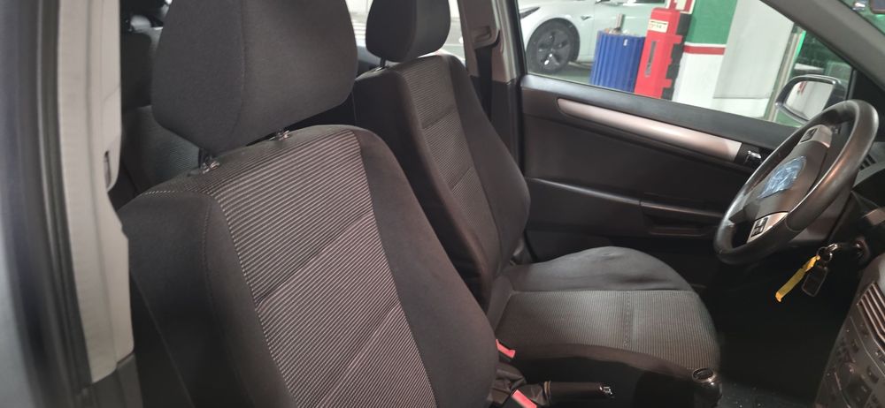 Opel Astra 1.7 CDTI Cosmo