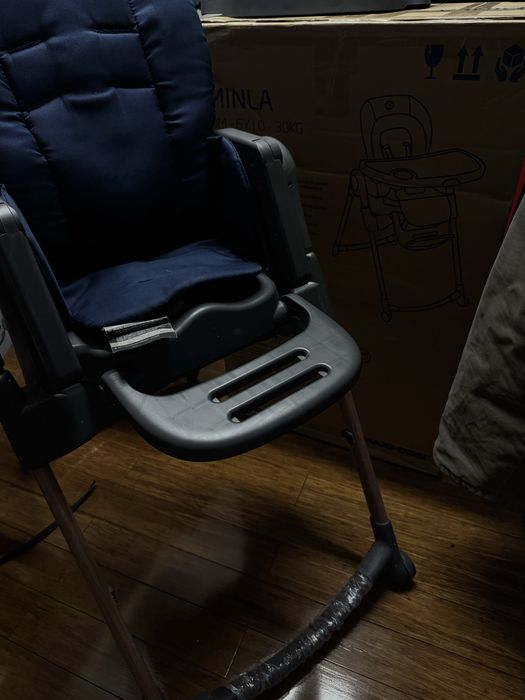 Krzesełko do karmienia MAXI COSI MINLA 0M-6Y 0-30kg granatowy