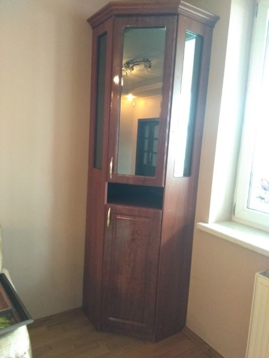 Стінка бар для гостинної