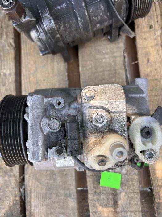 Компрессор кондиционера Denso Mercedes C207, W204, W212 A0022303211