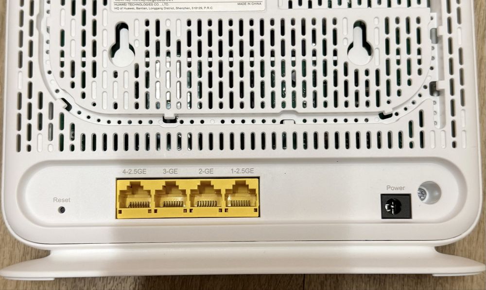 Router Wi-Fi 7 / Repetidor - Huawei OptiXstar K572