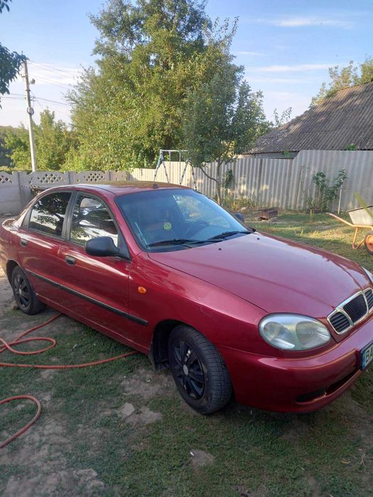 Автомобіль Ланус