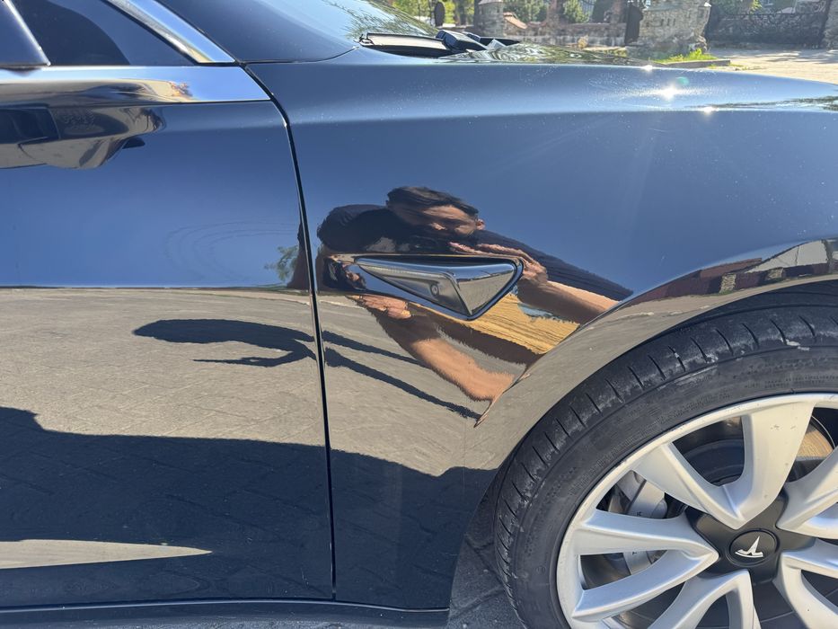 Tesla model 3 ccs2