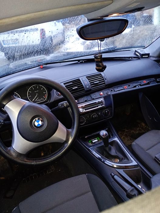 Sprzedam czesci z bmw 1 e87 1.6