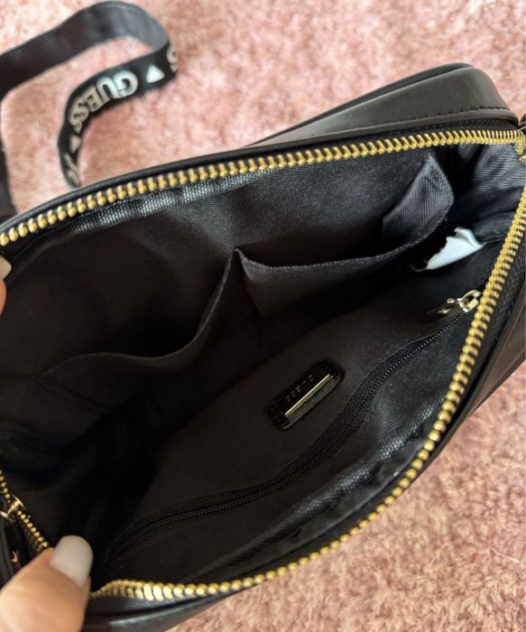 сумка guess в ідеальному стані