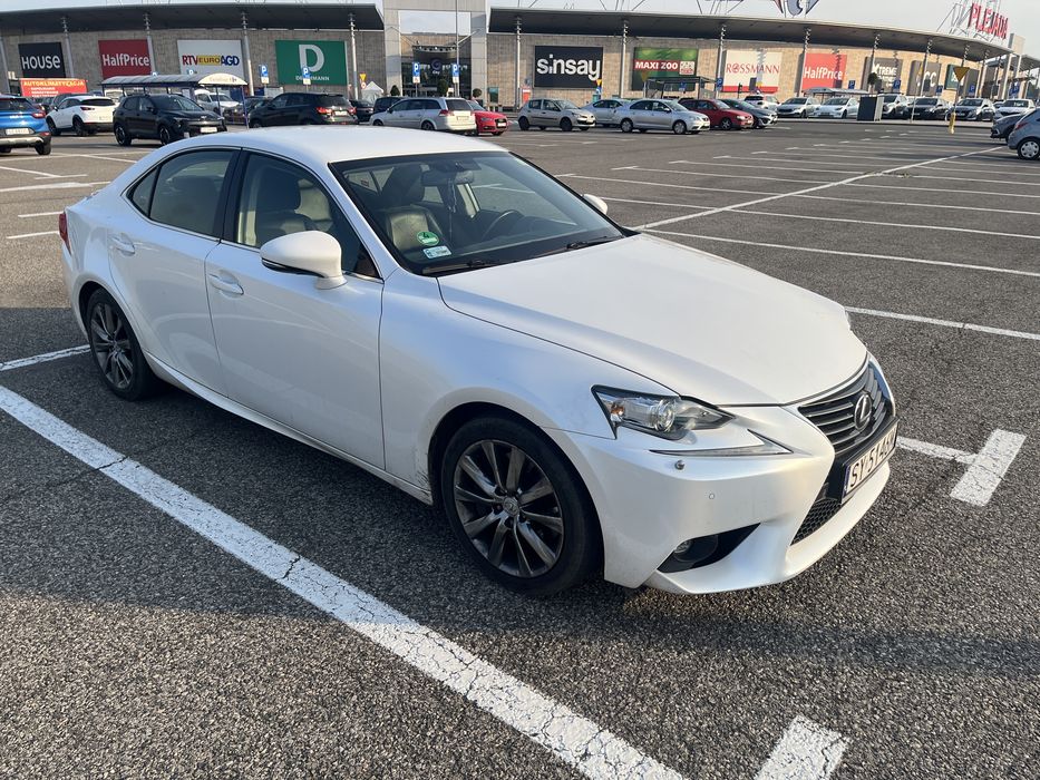 Lexus IS 200t