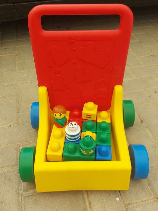 Andarilho Lego. 
20€