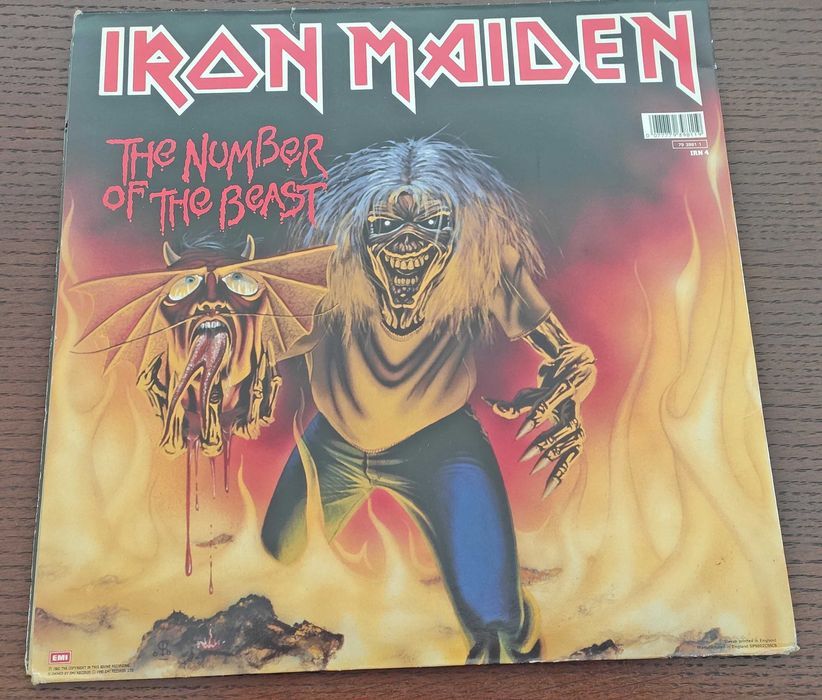 Bundle de 2 vinis dos Iron Maiden.