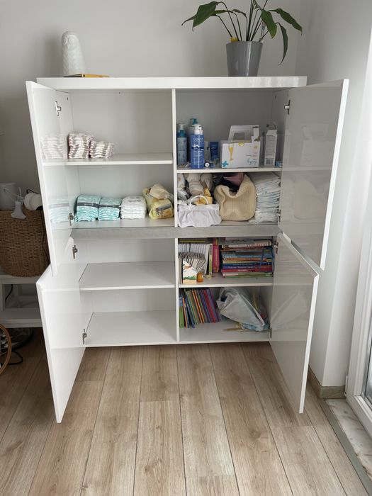 Movel alto branco lacado