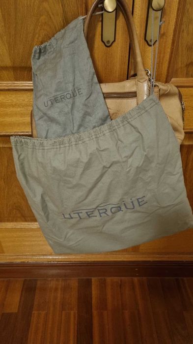 Mala tiracolo/ombro de pele Uterque