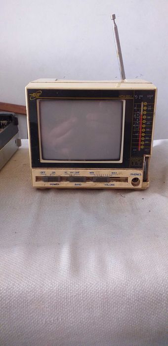 Tv mini antiga HANDY TV