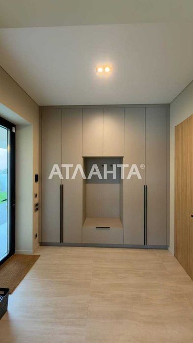 Одноэтажный дом элит класса на 10.66 сотках в Совиньоне